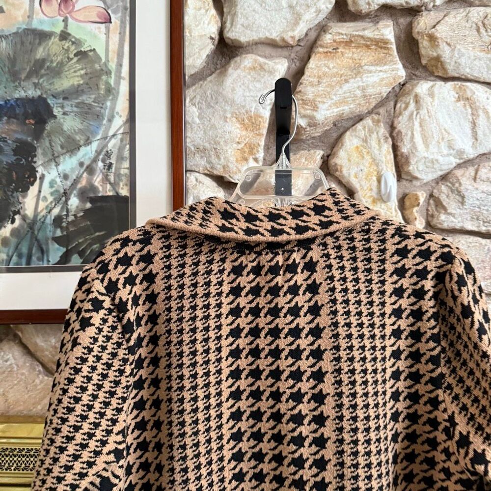 Houndstooth sweater coat *small flaw* Classic heritage chic cozy girl academic - Picture 9 of 13